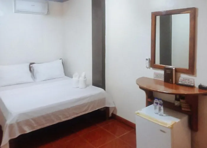 Reddoorz At Amphibi Ko Resort Palawan