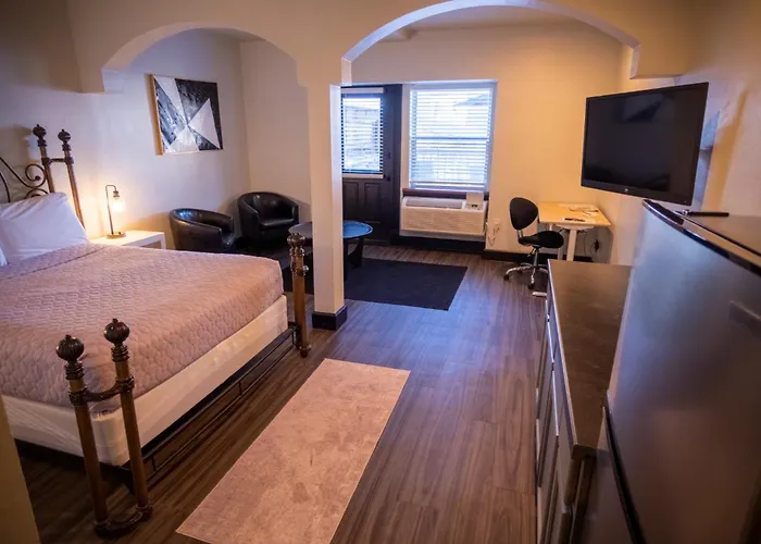 Nuk'S Executive Suites