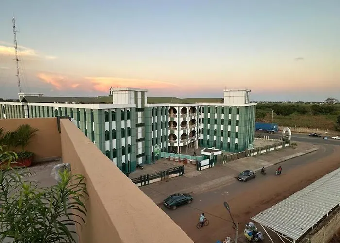 Airport Inn Hotel