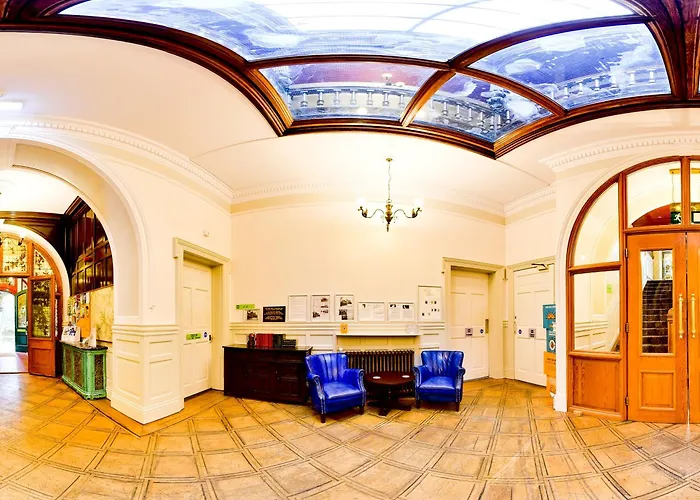 Yha Haworth - Partner