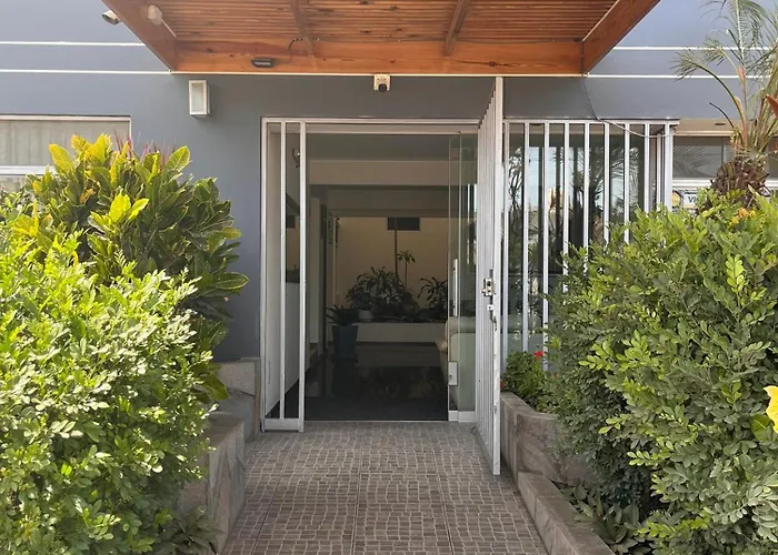 Boulevard Hotel