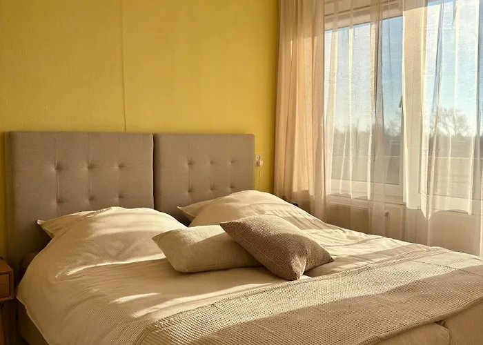 Yellow Bliss Apartment Makkum Beach