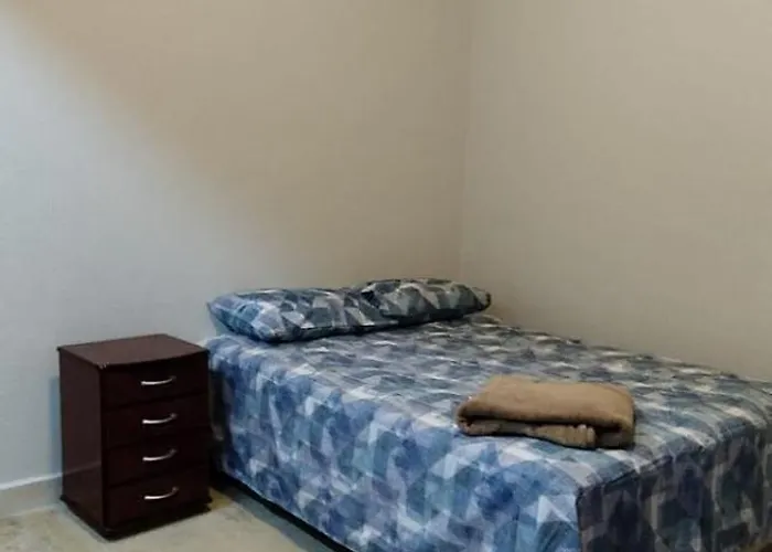 Suítes independentes com acesso independente e privativo - Não é casa compartilhada