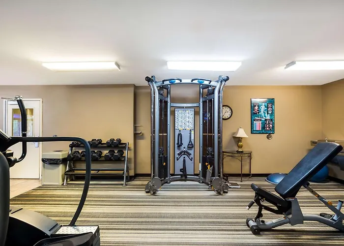 Sonesta Simply Suites Denver West Federal Center