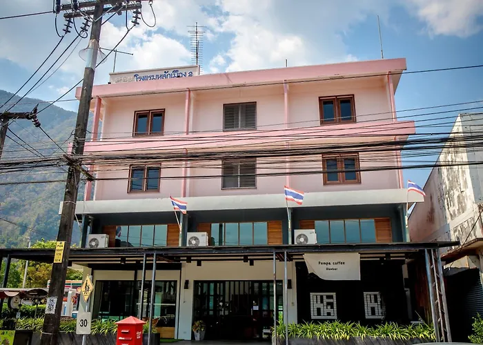 Lukmuang 2 Hotel