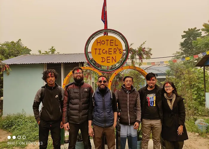 Hotel Tiger'S Den - Peace Homestay -An Exciting Adventurous Park Safari, Arranger