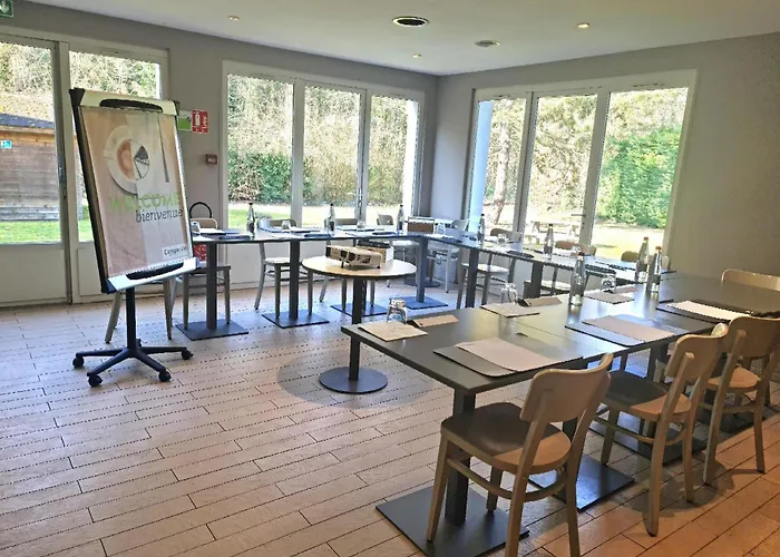 Campanile Hotel Chantilly