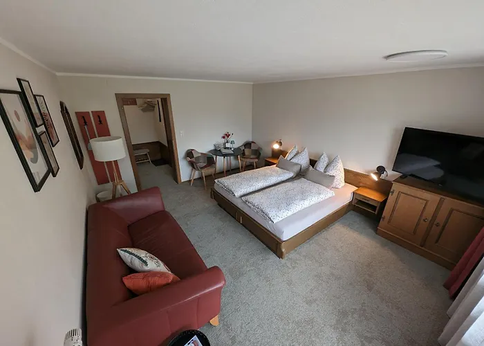 Alpinum Hostel