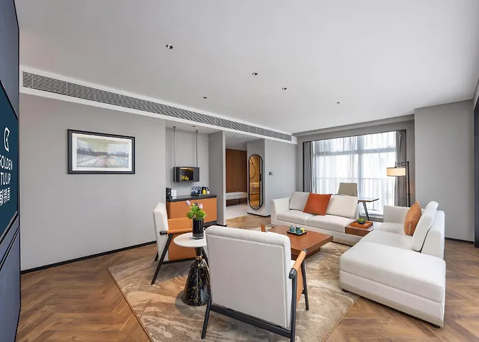 Golden Tulip Qingdao Hongdao Exhibition Center Hotel