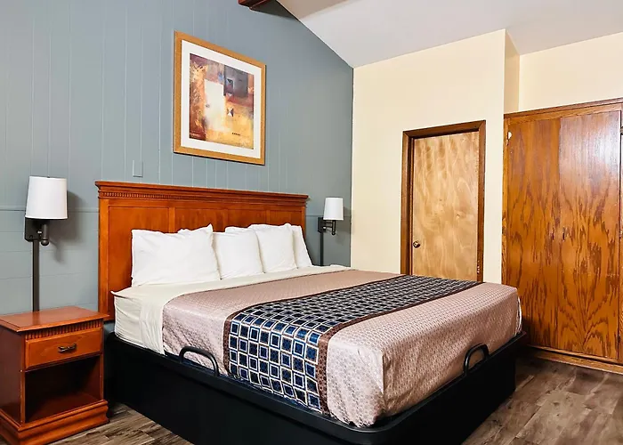Regency Inn Hudson