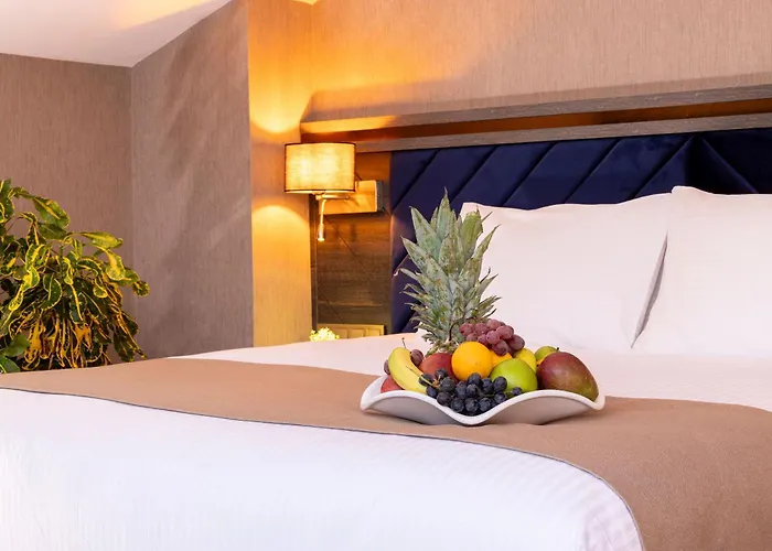 Westdoor Hotel