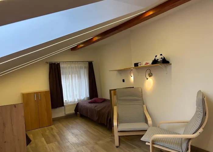 Fedrig Hostel Rooms Apartment For 10
