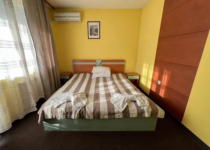 Alpha Family Hotel