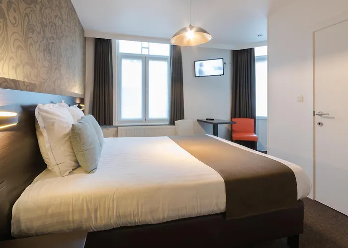 Hotel Kristoffel - Ontbijt Inbegrepen
