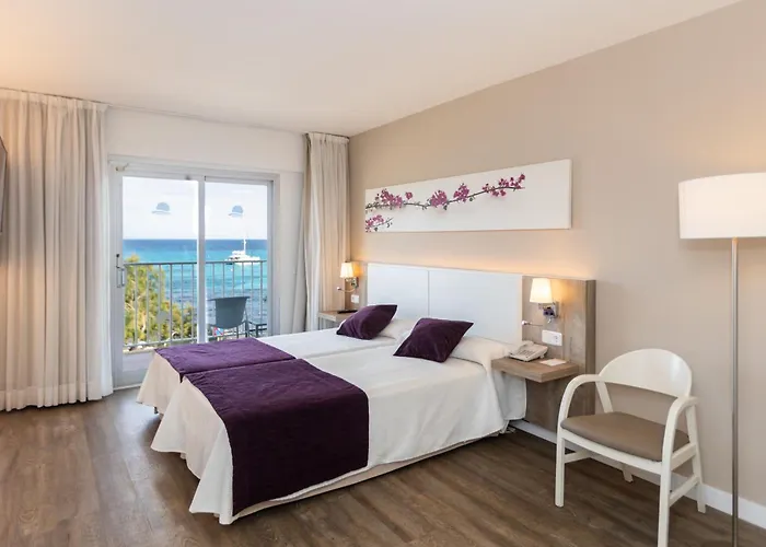Hotel Brisa Marina (Adults Only)
