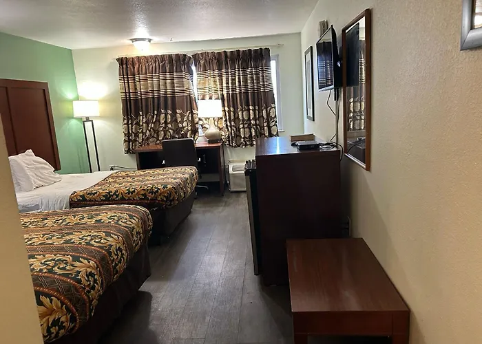 Aurora Motels
