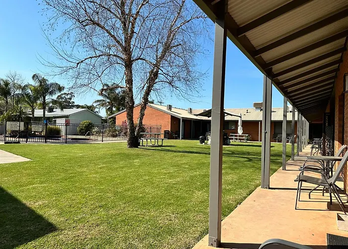 Ashleigh Court Motor Inn