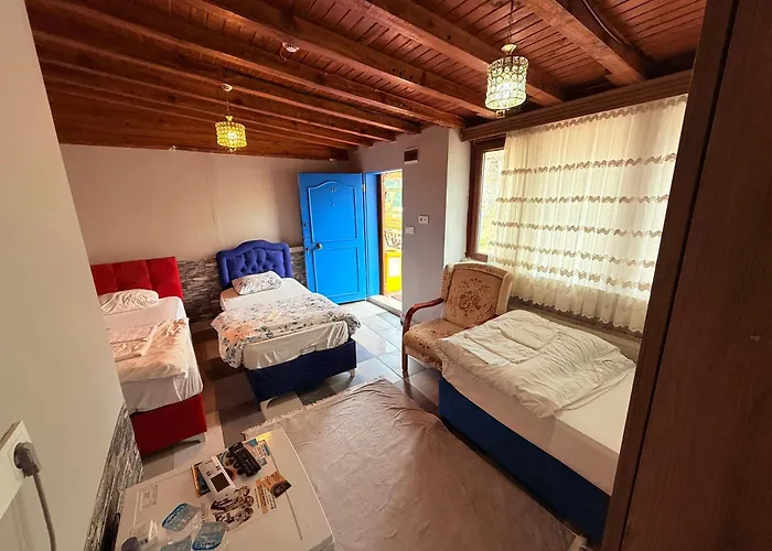 ÖZ Butik Otel Antik Kent Myrleia