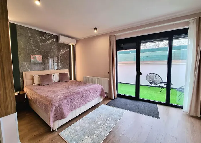 Panorama Deluxe Aparthotel