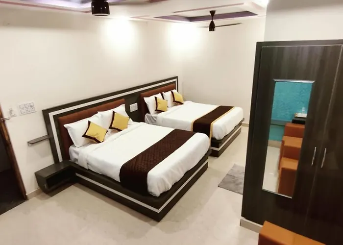 Aadya Inn New Luxury Hotel