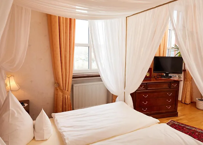 Schloßhotel Kurfürstliches Amtshaus Dauner Burg