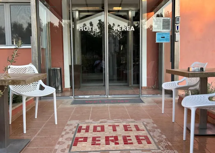 Perea Hotel
