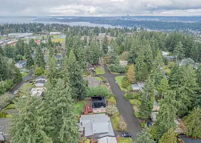 Mercer Island Boutique Stay