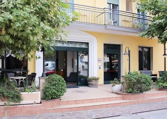 Azzurro Beach Hotel Igea Marina