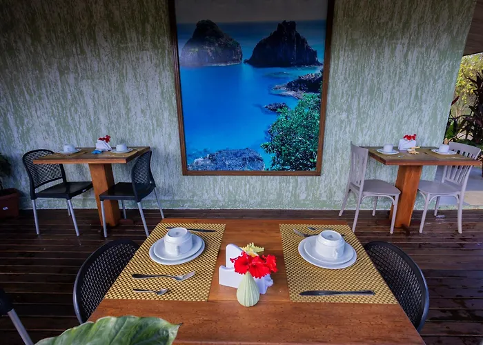 Hotéis centrais de Fernando de Noronha