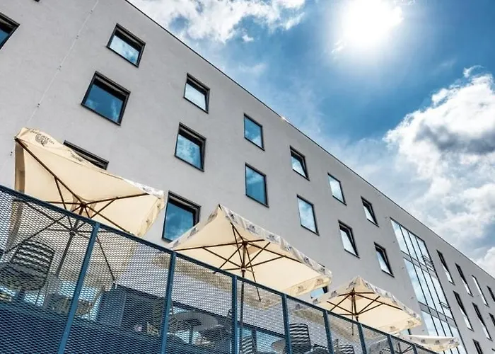 Hotel Active Stadium