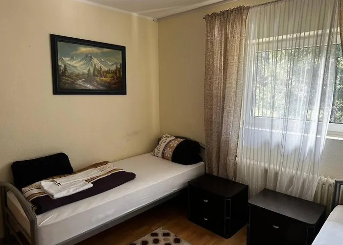 WG-Hostel