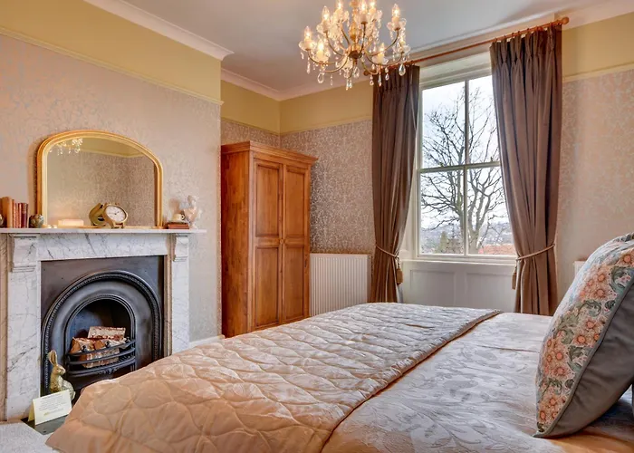 Highgate House