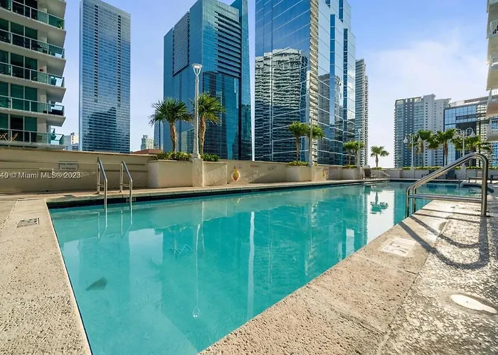 Brickell Center W/City & Bay View + Free Parking!