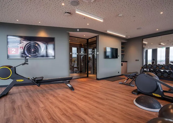 Radisson Blu Hotel At Porsche Design Tower Stuttgart