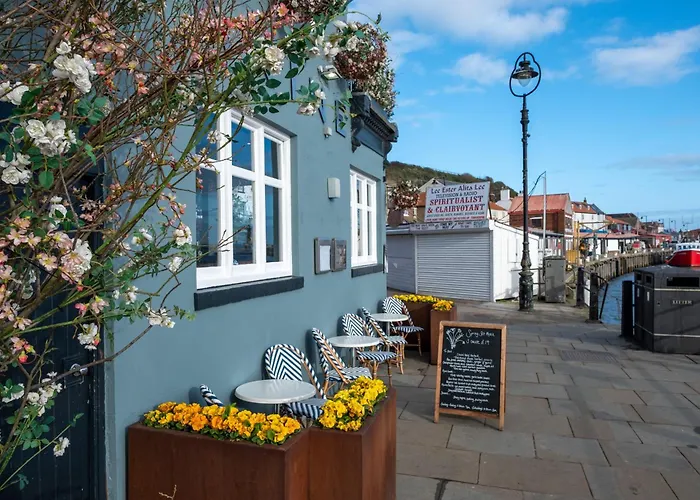 The Marine Hotel & Restaurant