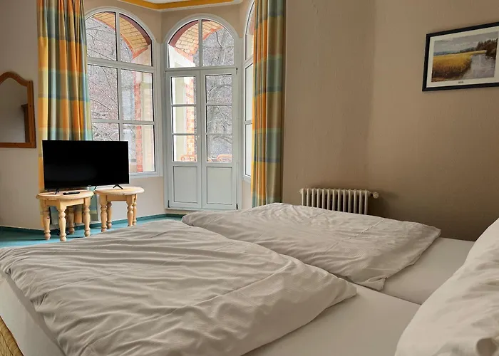Hotels in Thale