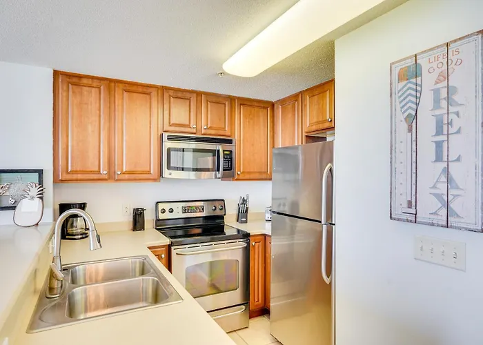 Panama City Beach Paradise W/ Pool & Hot Tub!