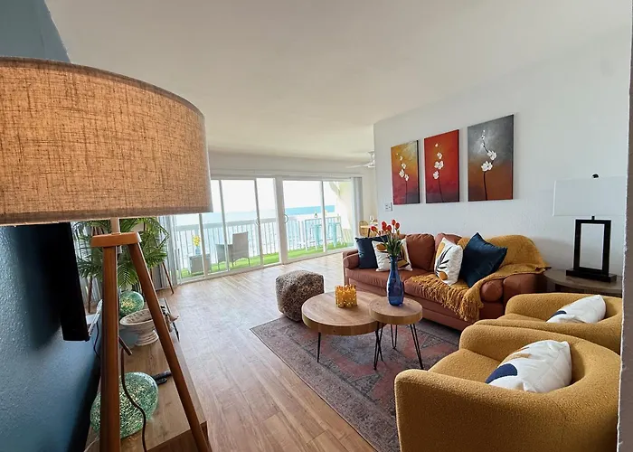 Oceanfront 1 Bed 1 Bath, Parking, Amazing View 132