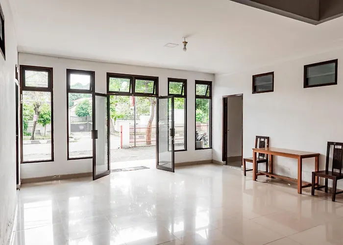 Hotel O Kambang Iwak Area Near Kambang Iwak Park Formerly Kerangga
