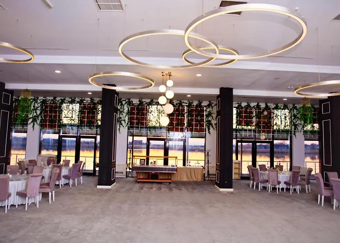 Hotel Evergreen