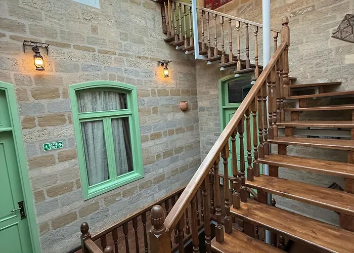 Sazeli Old Baku Hotel