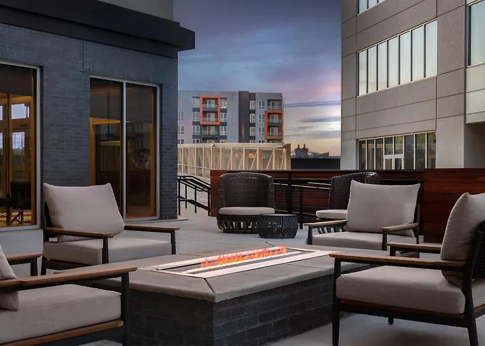 Newport City Center Hotels