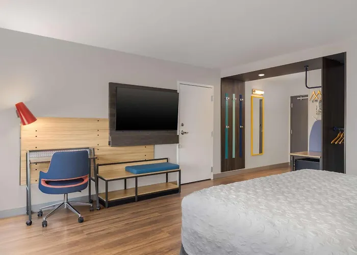 Oshkosh Cheap Hotels