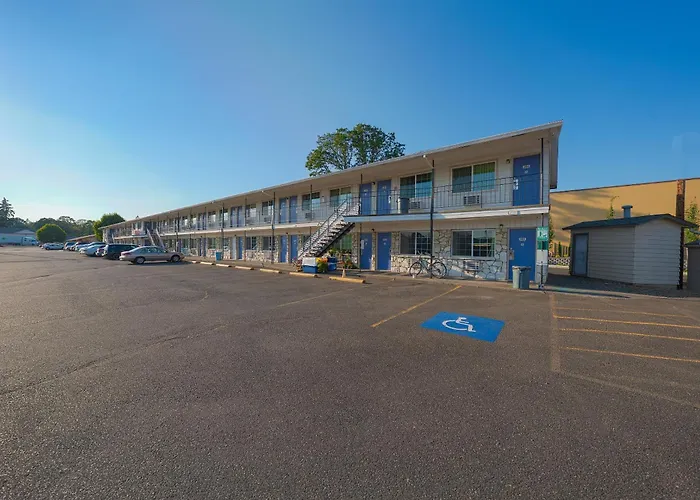 Travelodge Inn & Suites By Wyndham Saint Helens Or