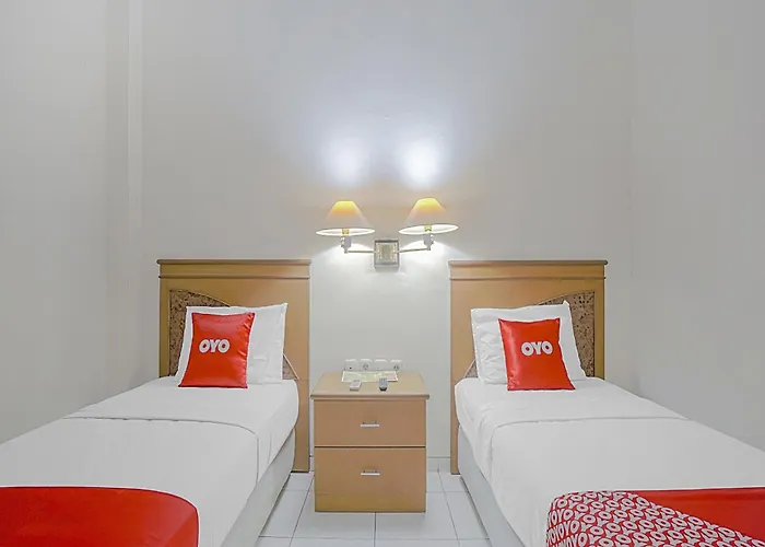 Oyo Life 90589 Palem Garden Hotel
