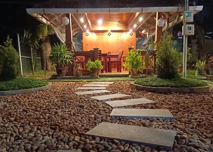 Marari Xavier'S Inn