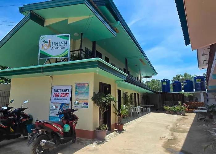 Oyo 1121 Junlyn Apartelle
