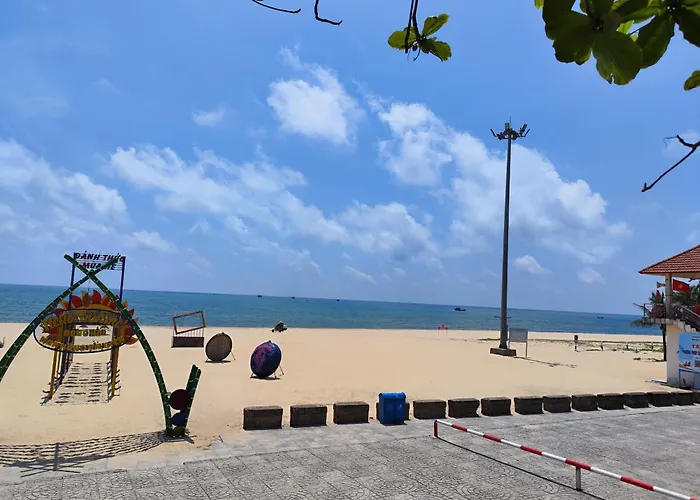 View Nhat Le Beach Hotel