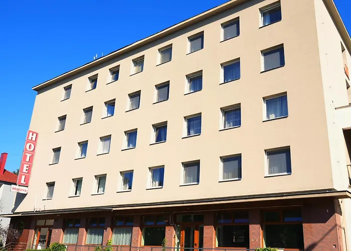 Morava 311 Uherske Hradiste Safarikova 855