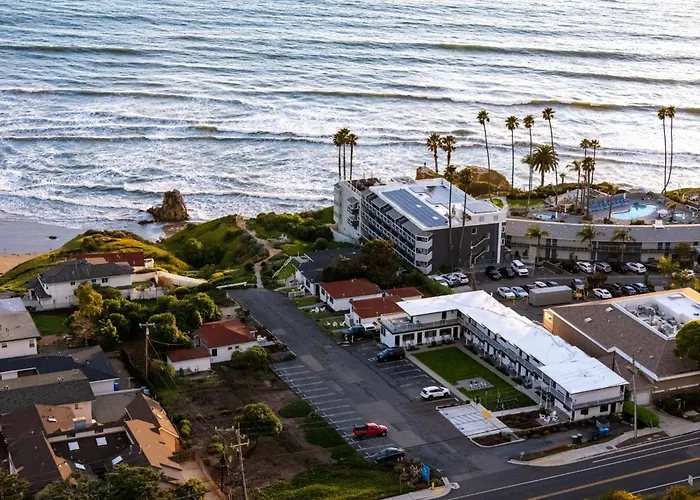 Tides Oceanview Inn And Cottages
